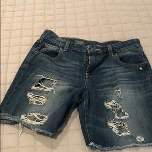 Mossimo distressed boyfriend Jean shorts